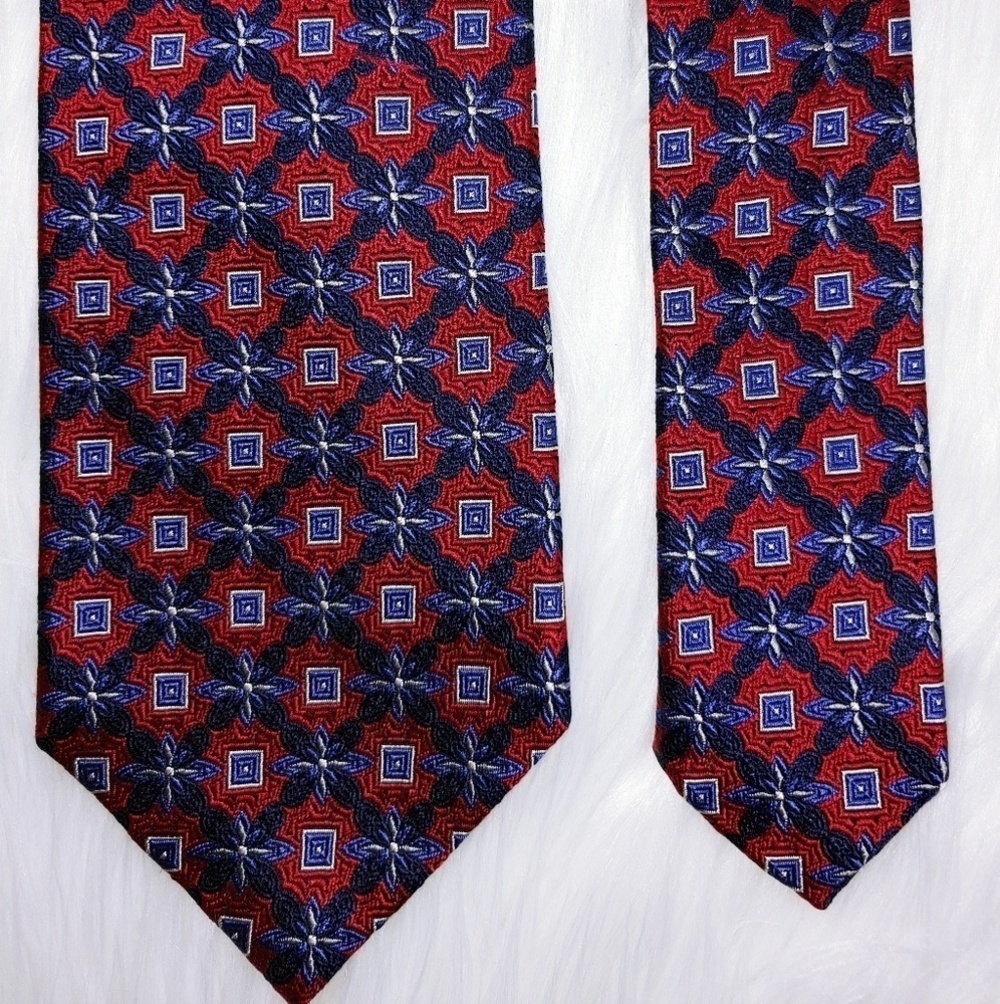 J.Z. Richards Red Blue Tie Silk 59"